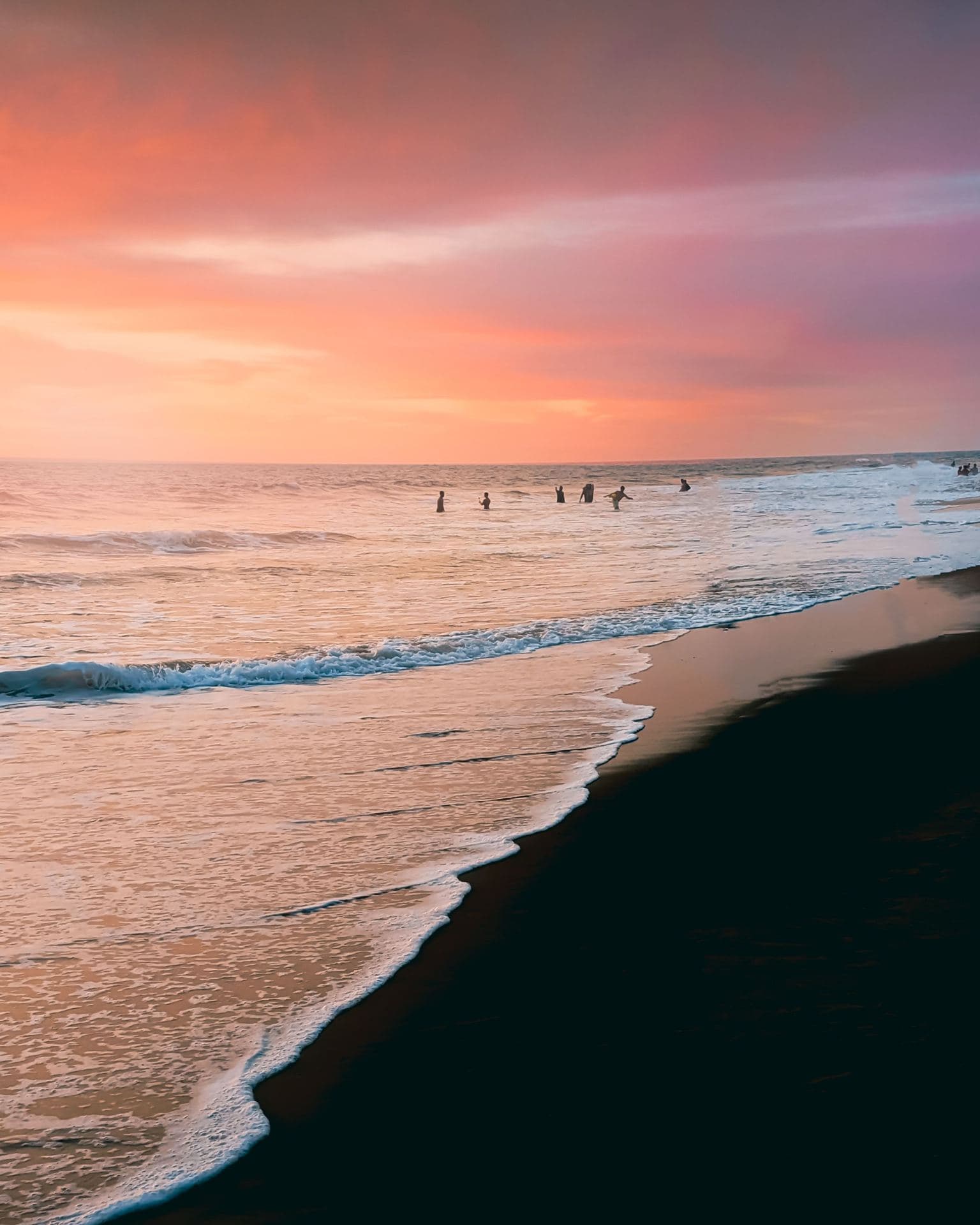 Atardecer en la playa de Monterrico, Guatemala